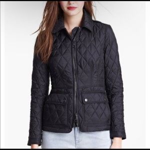 SALE‼️BURBERRY LIGHT WEIGHT JACKET